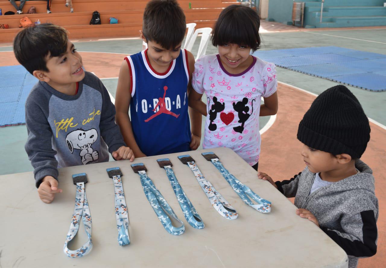 $!B-Boys y B-Girls arman batallas de breaking, en la cancha del Parque Martiniano Carvajal