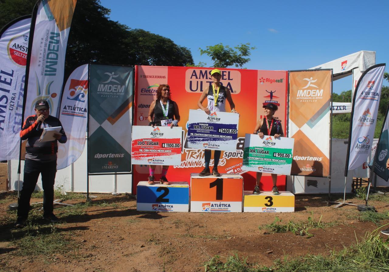 $!Mirna Gallegos y José Ángel Favela conquistan los 17K de la Carrera Trail Run Mazatlán