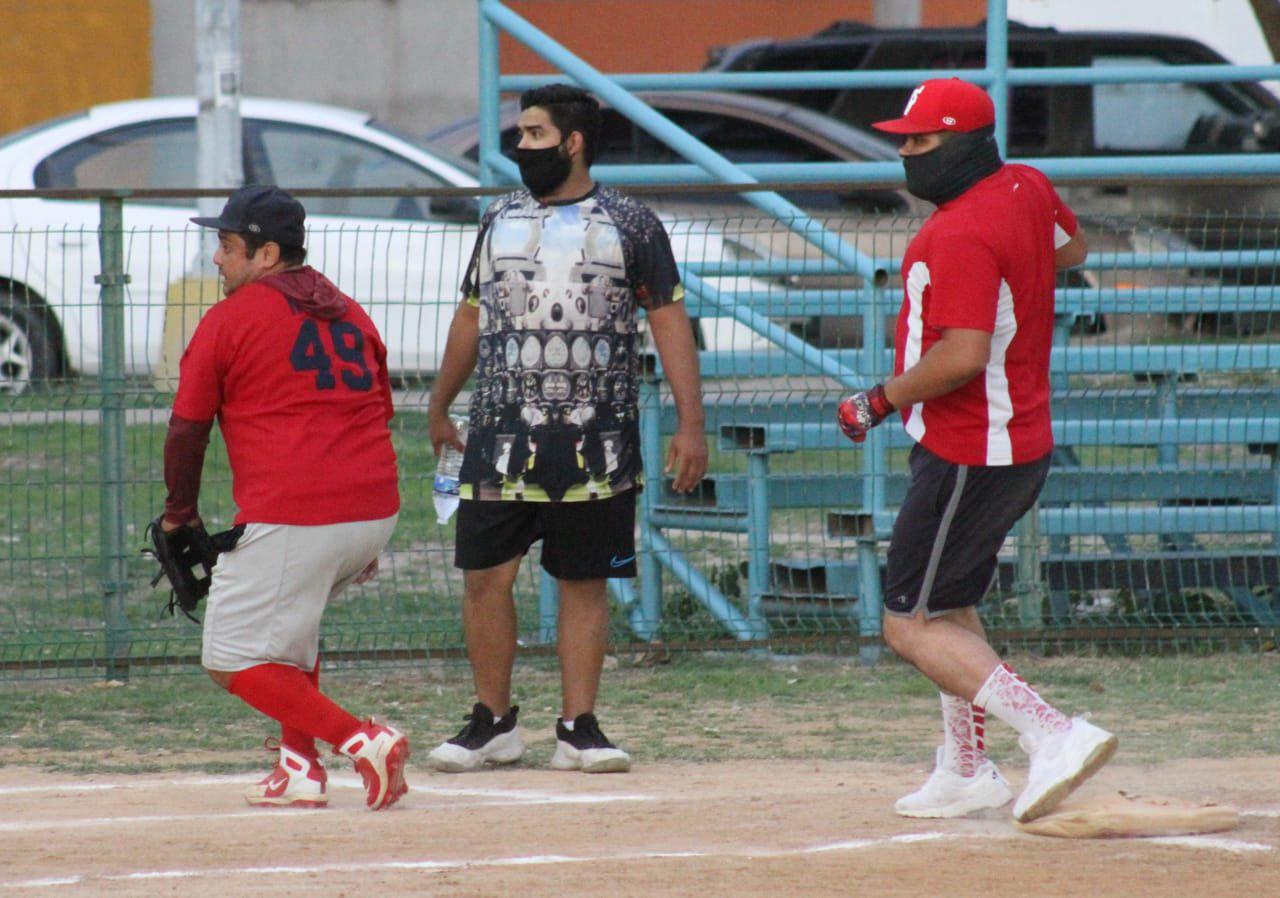 $!Listas las semifinales de la Liga de Softbol Municipal de Mazatlán