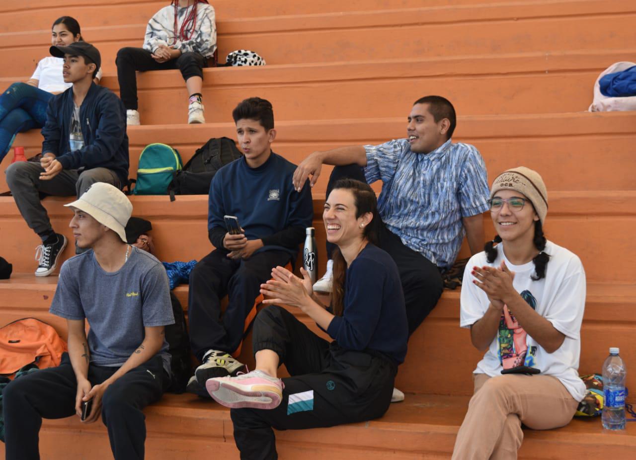 $!B-Boys y B-Girls arman batallas de breaking, en la cancha del Parque Martiniano Carvajal