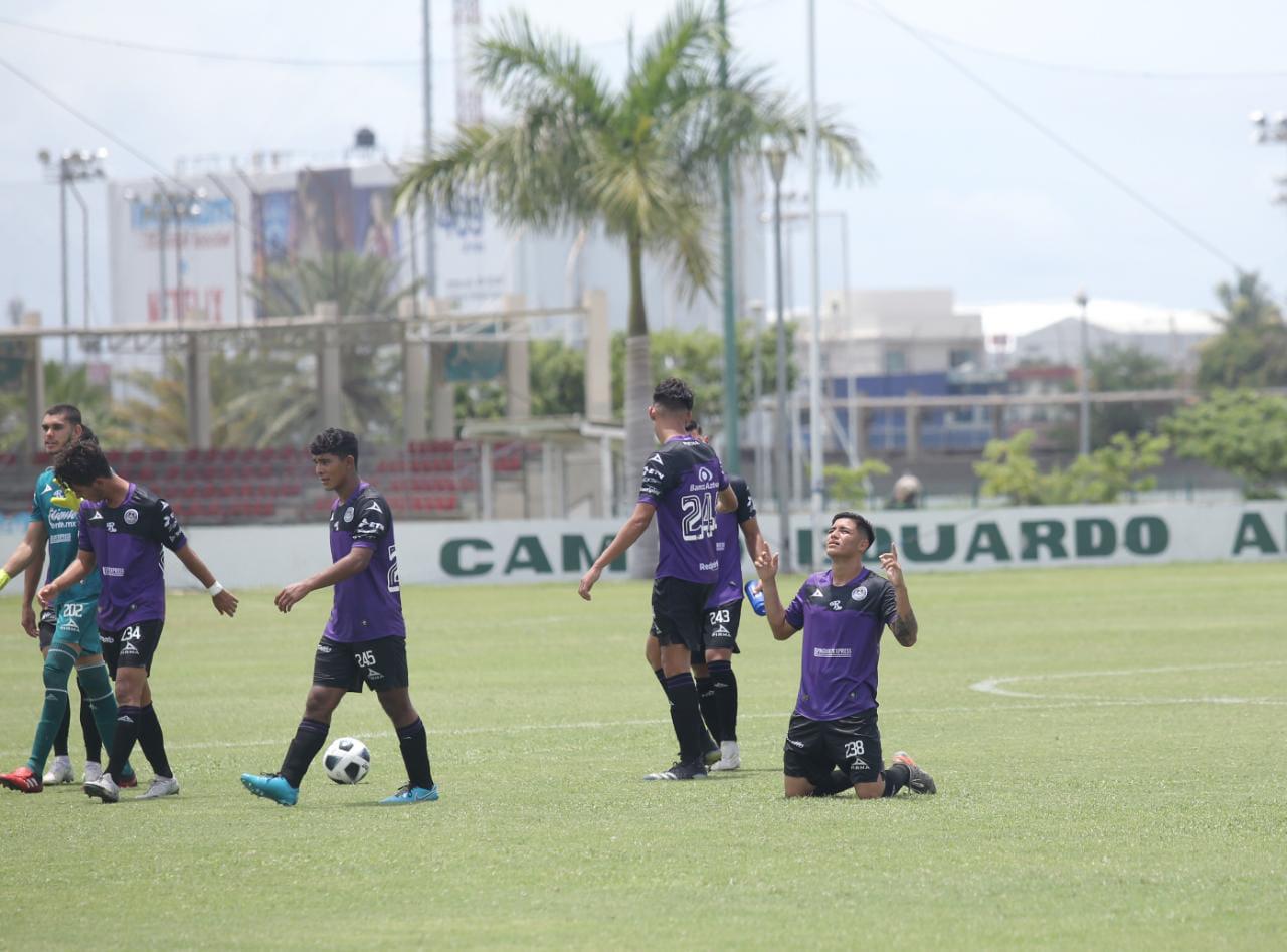 $!Cañoneros vienen de atrás y vencen 2-1 a Rayados, en la Sub 18