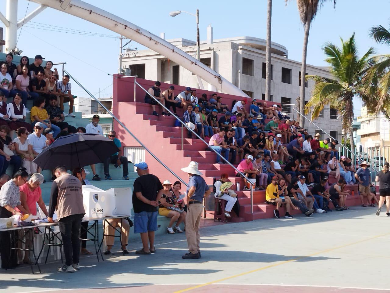 $!’Madrugan’ a una de las casillas especiales de Mazatlán