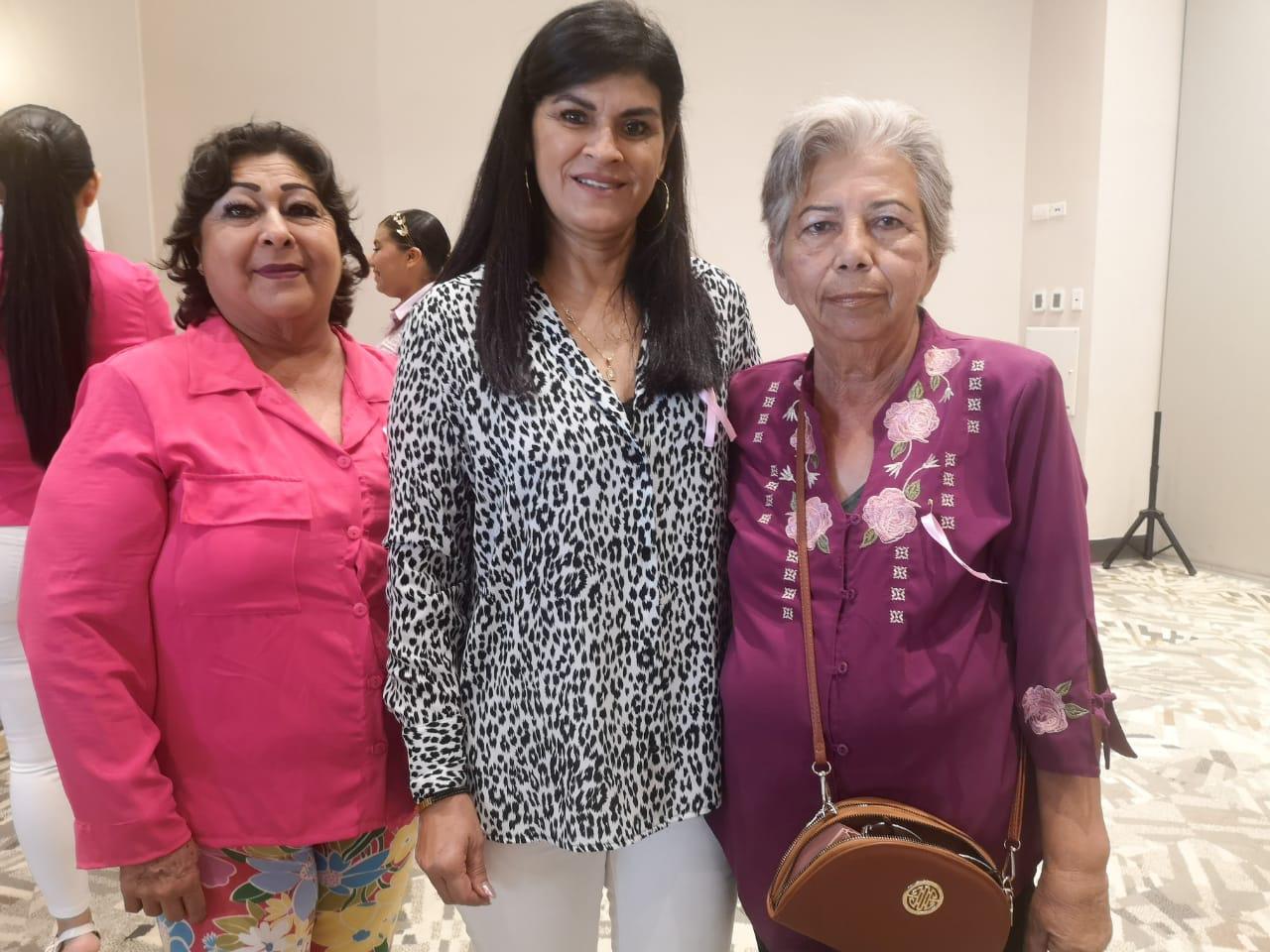 $!María Leticia Osuna, Silvia Angelina Sahagún y Josefina Félix.