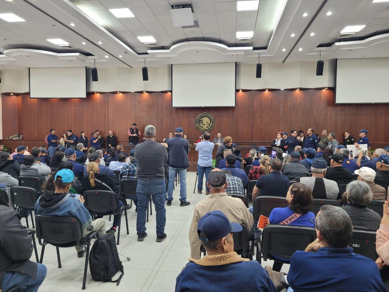 $!Viudas y policías jubilados exigirán juicio político contra alcaldes por no destinar recursos para pensiones