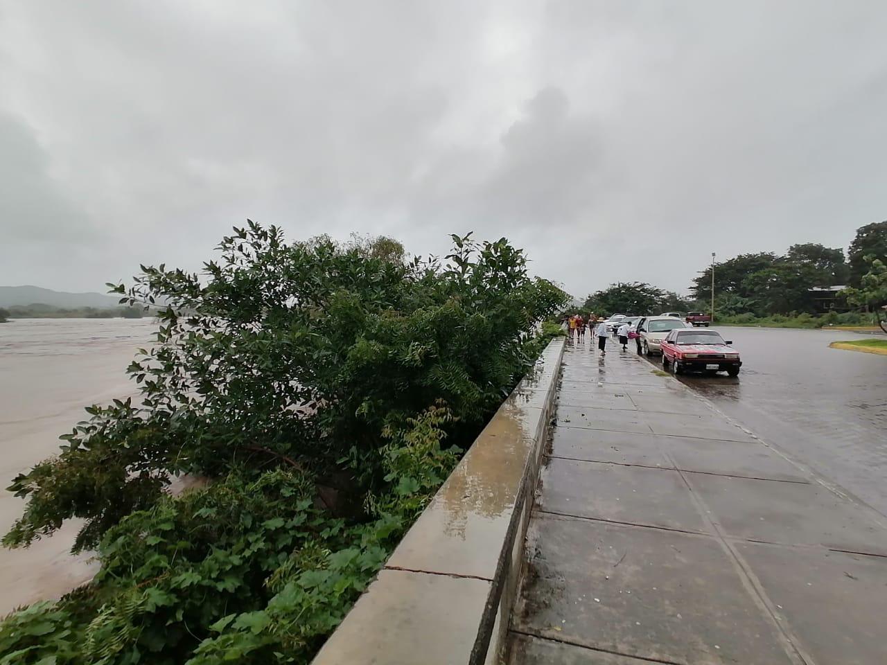 $!Se registra creciente del río Baluarte en Rosario