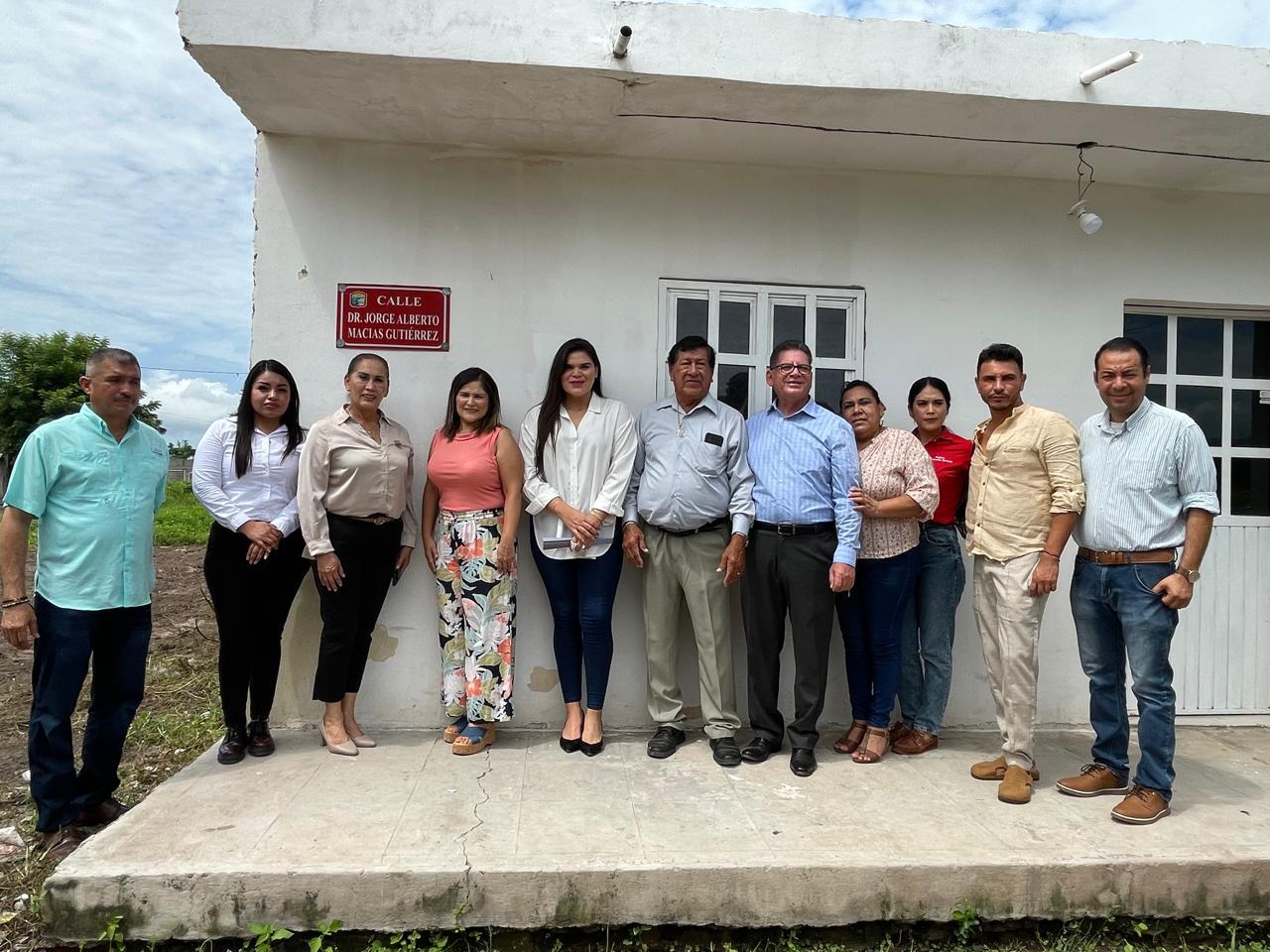 $!El Doctor Jorge Alberto Macías Gutiérrez ya tiene una calle con su nombre en Escuinapa