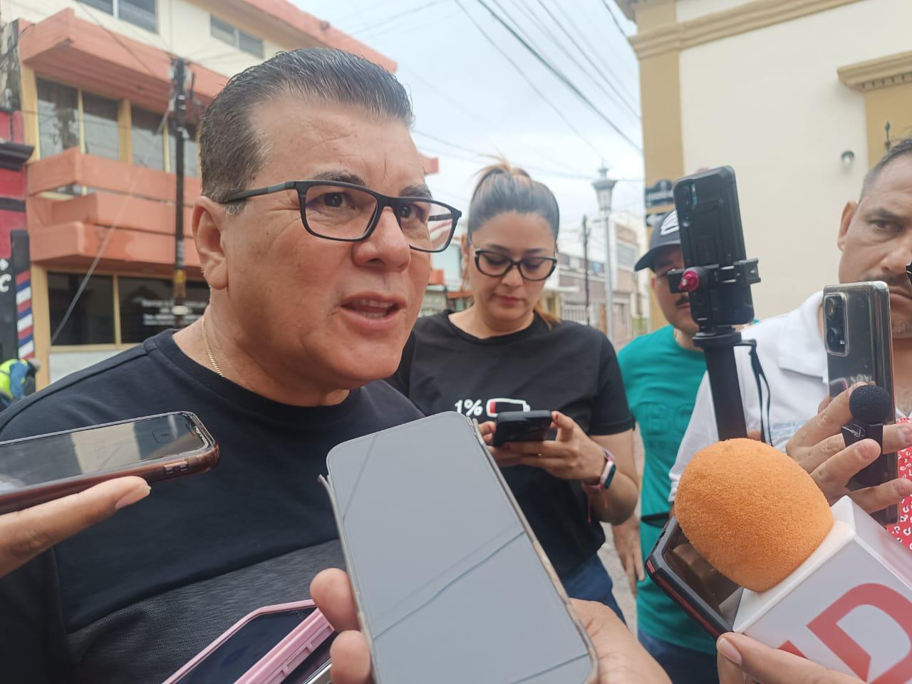 $!No hay problema de desabasto de agua pese a desbordamiento de ríos y presas: Alcalde de Mazatlán