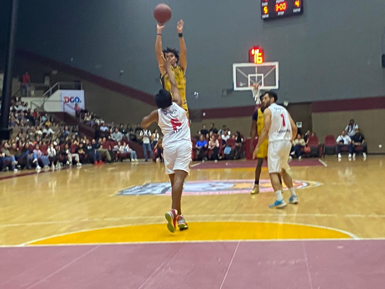 $!Piratas Basketball debuta con derrota en temporada de Cibapac