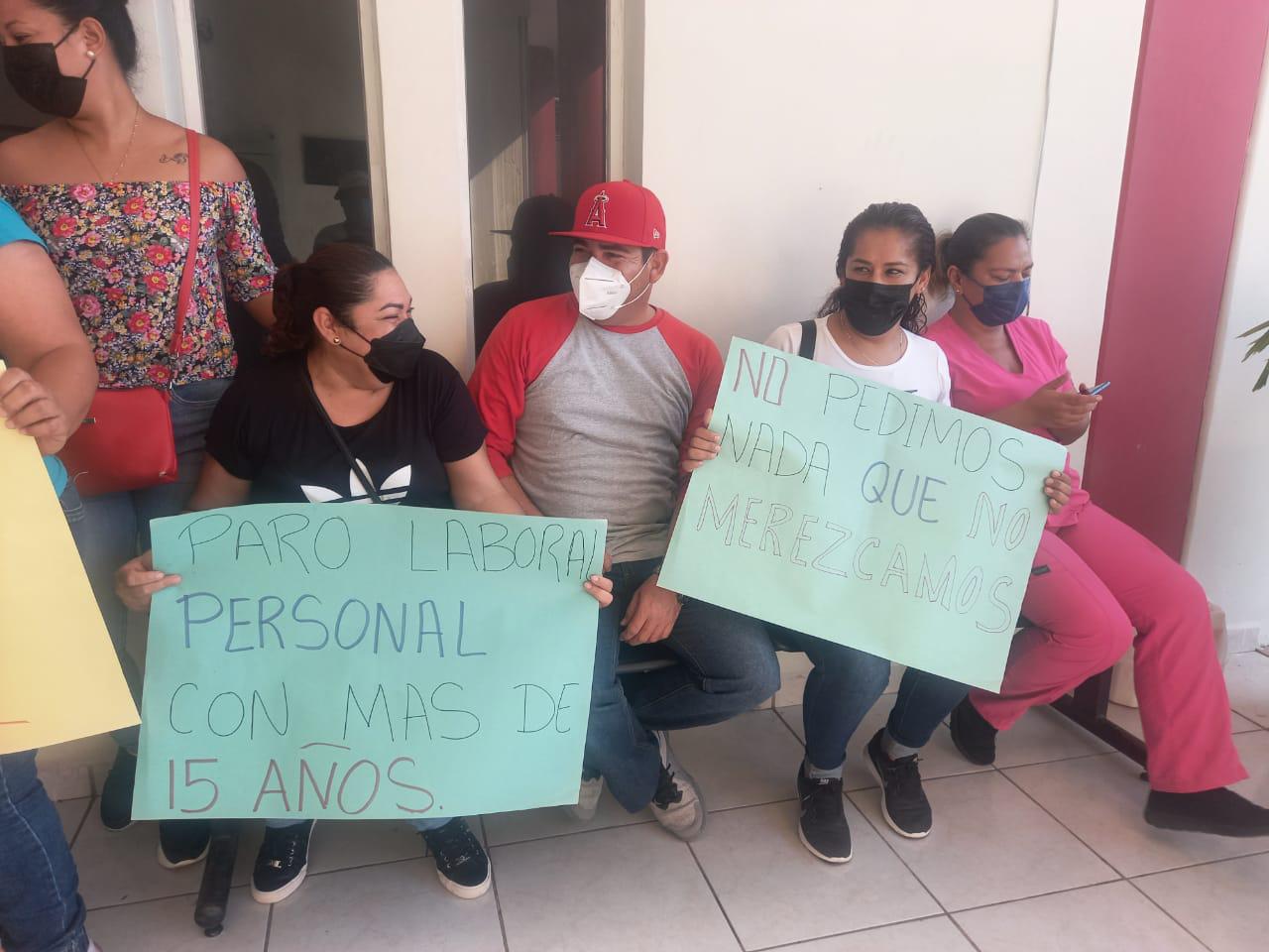 $!Demandan en el Hospital General de Escuinapa mejores condiciones laborales y dignificación de salarios