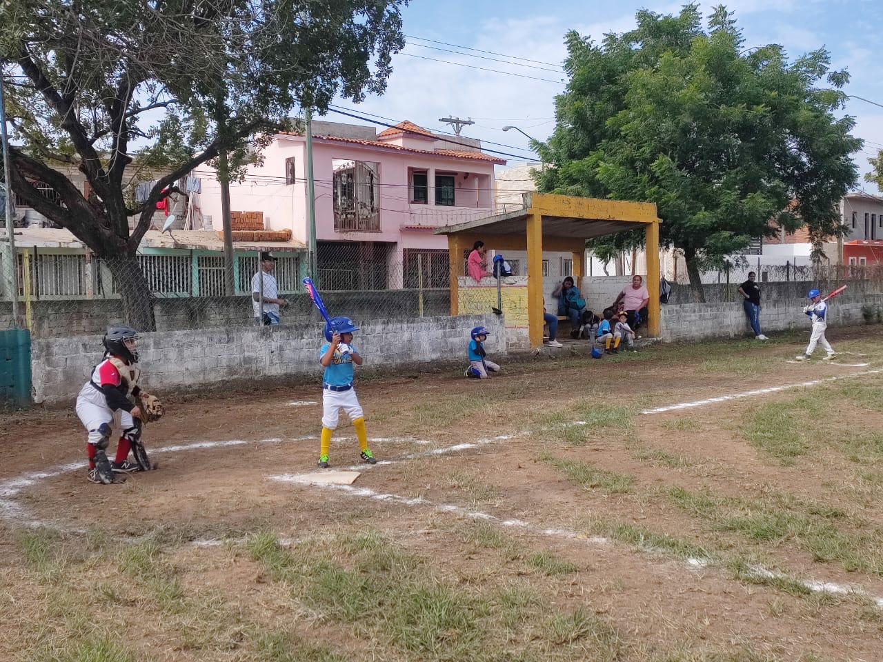 $!¡Explotan los maderos en la Liga Pelikanos!