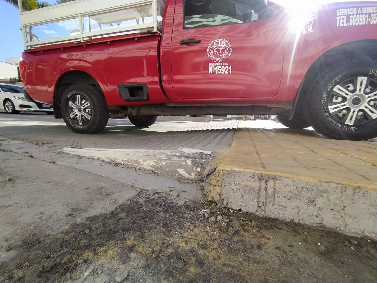 $!‘Si mucha gente se queja, pues que se queje, yo prefiero defender al transeúnte’: Químico Benítez sobre nuevo paso peatonal