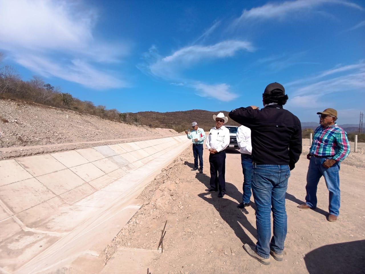 $!Canales de riego de la presa Santa María llevan un avance del 98%