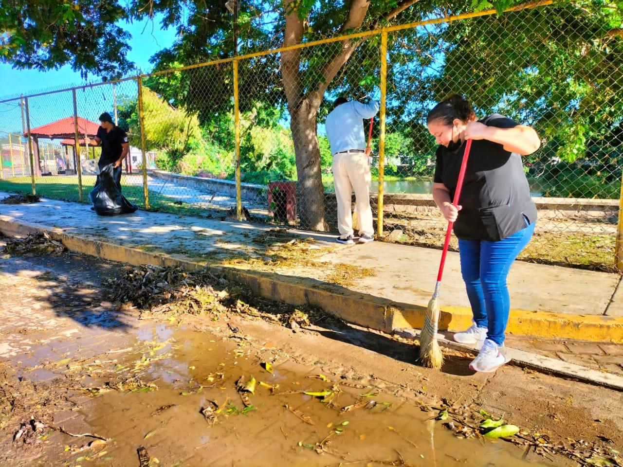 $!Tras el paso de ‘Orlene’, realizan limpieza en Rosario