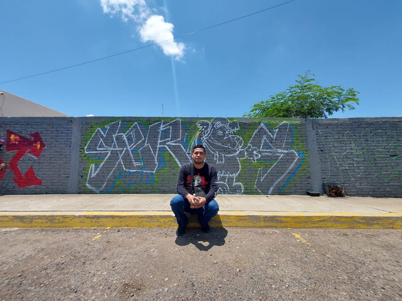 $!Carlos, el ‘godínez’ que se convierte en artista del graffiti