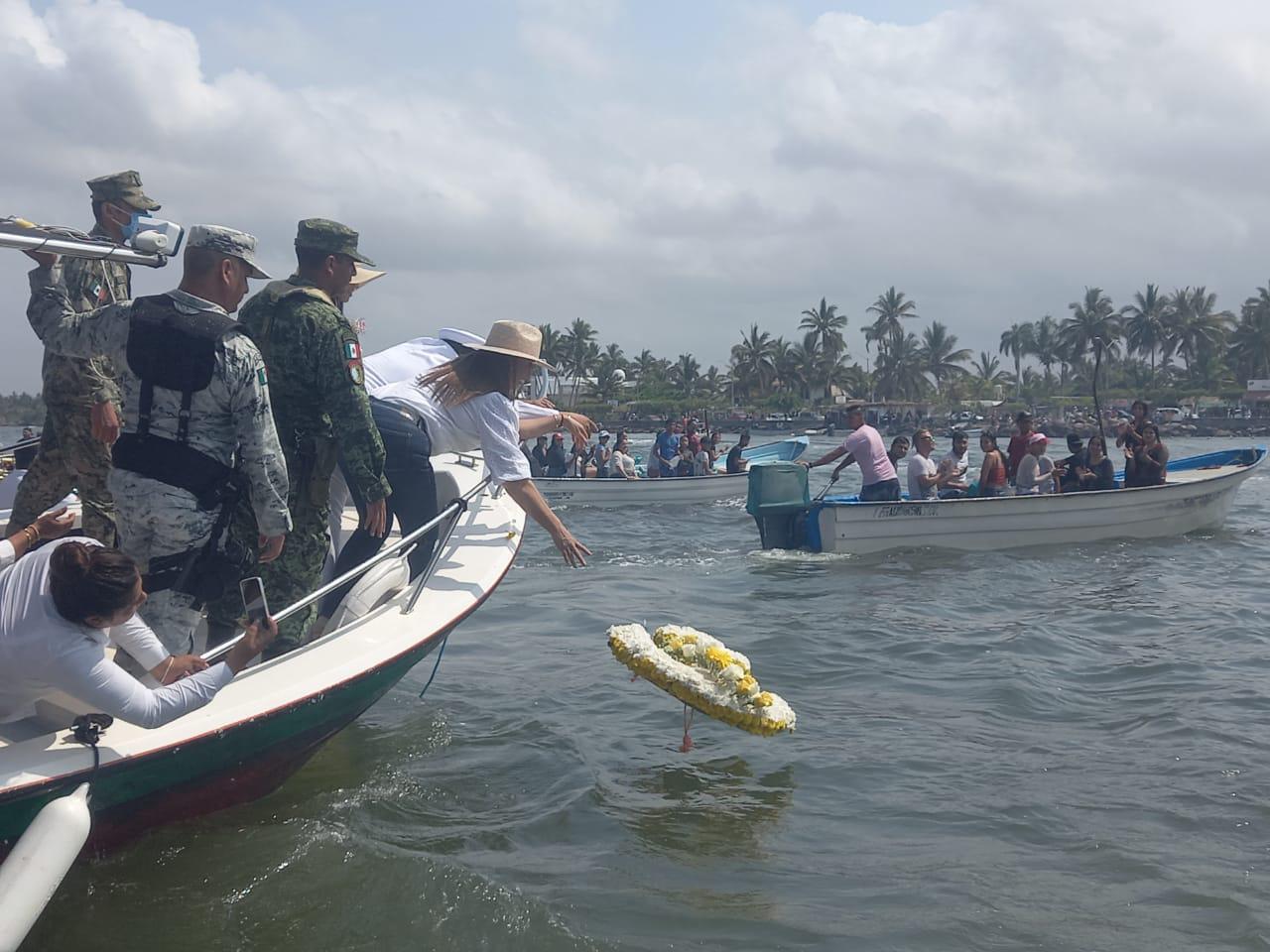 $!Teacapán vive con intensidad el Día de la Marina, tras dos años de pandemia sanitaria