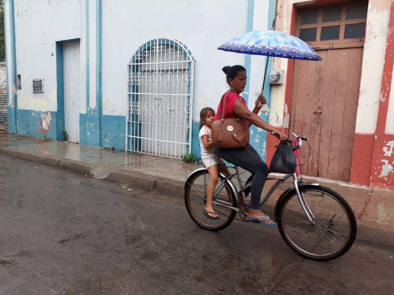 $!Escuinapa pone el ejemplo de movilidad en Sinaloa al usar la bicicleta para todo