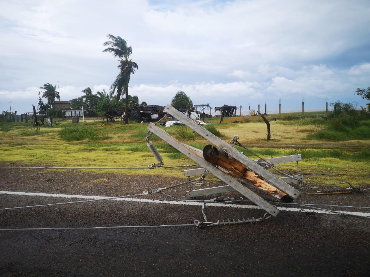 $!Paso del huracán Orlene deja daños en poblados de Rosario