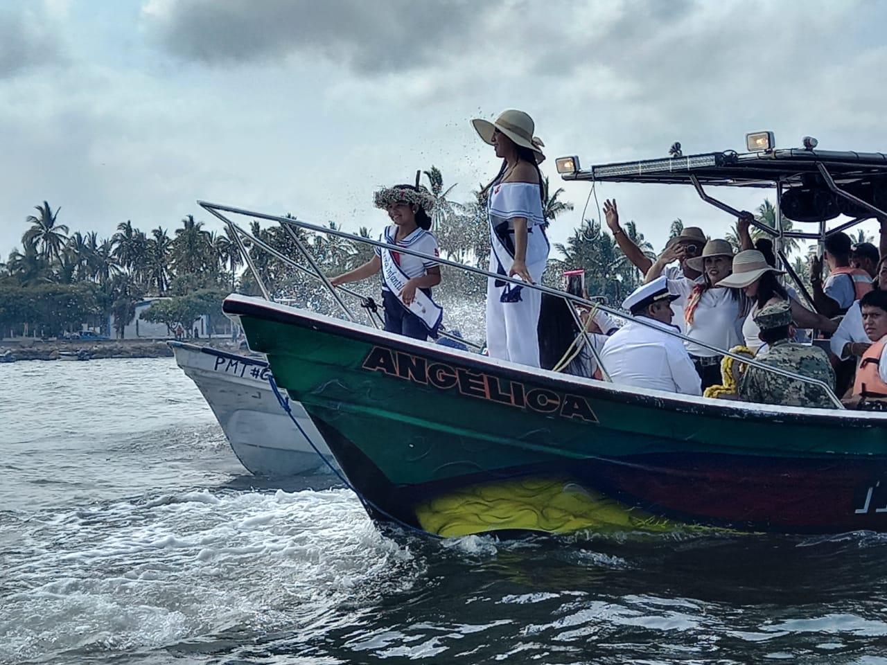 $!Teacapán vive con intensidad el Día de la Marina, tras dos años de pandemia sanitaria