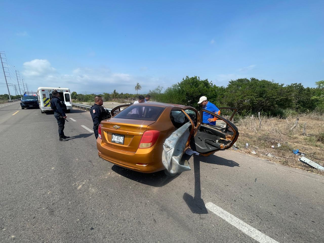 $!Fallece niño de 11 años en choque en la carretera Escuinapa-Teacapán