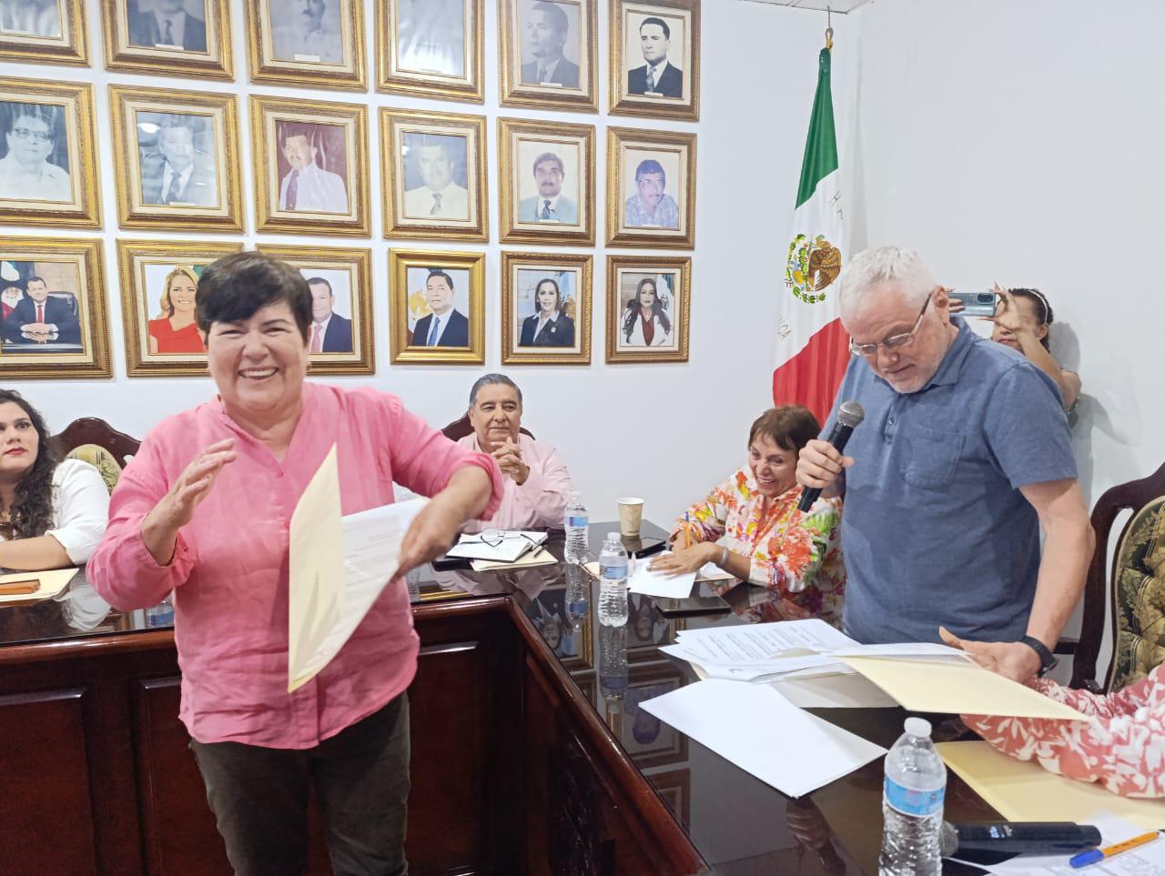 $!Nuevos funcionarios rinden protesta en Cabildo de Escuinapa