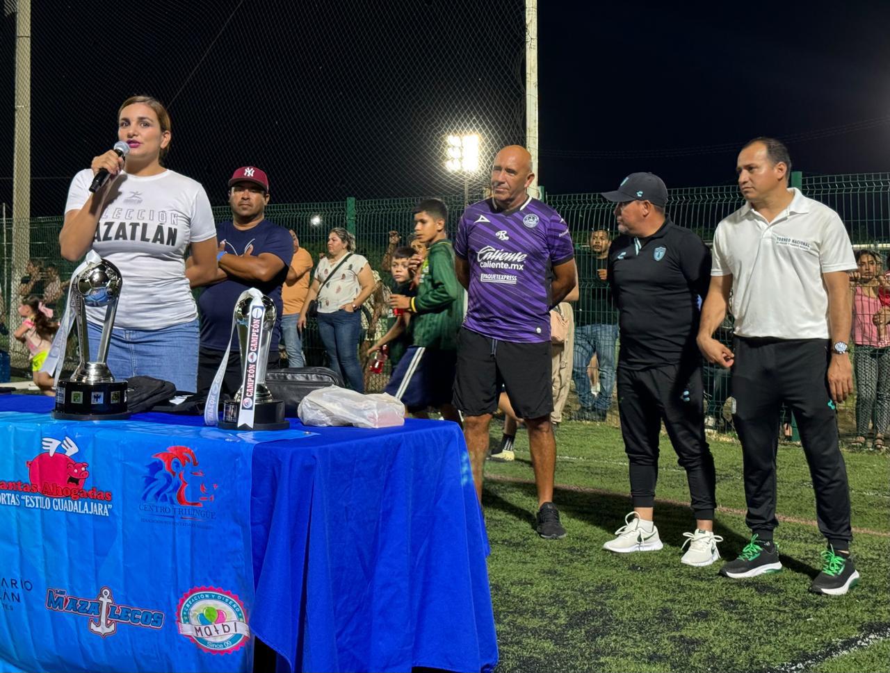 $!Abre Torneo Nacional de Escuelas Filiales y Fuerzas Básicas su telón en la Unidad Deportiva Toledo Corro