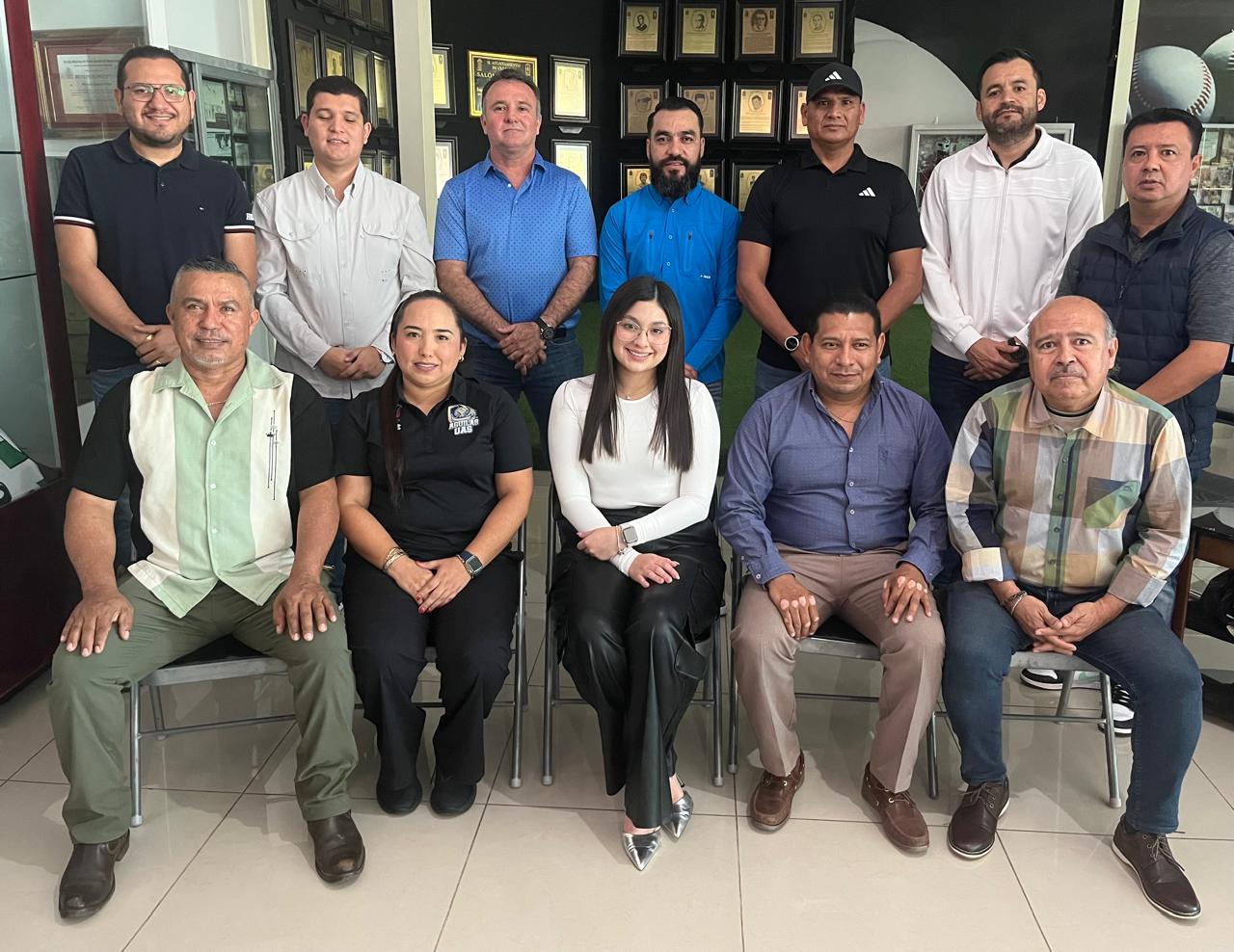 $!Luz Daniela Gaxiola y Juan Diego García ganan el Premio Municipal del Deporte de Culiacán