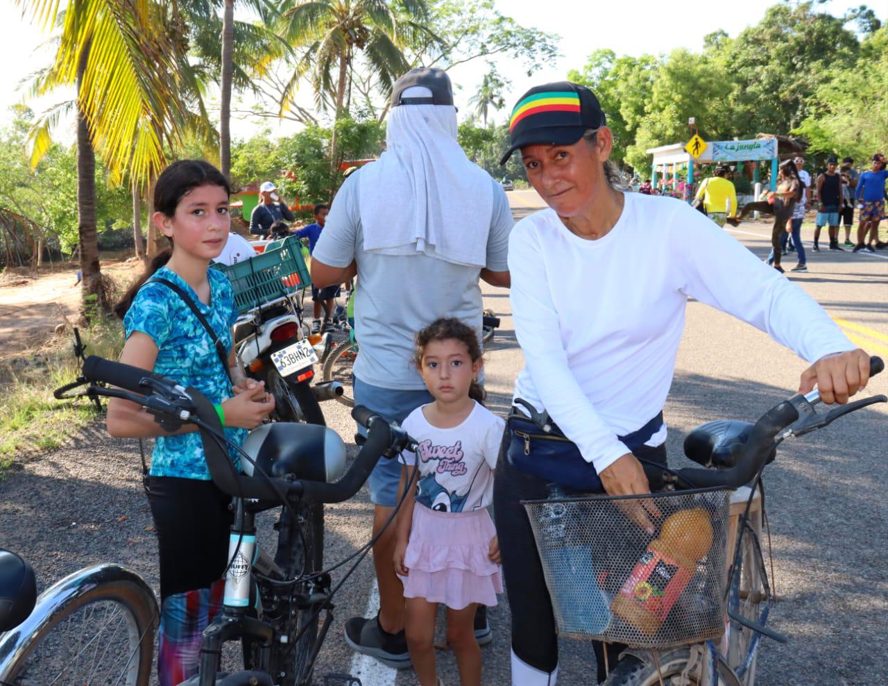 $!Disfrutan más de 50 ciclistas la Rodada 10KM, en la Isla de la Piedra