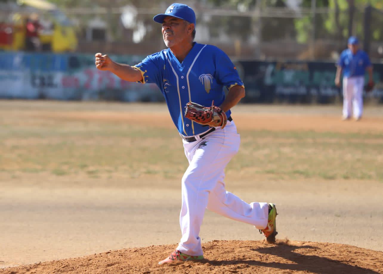 $!Taxis Verdes y Rojos toman delantera en playoffs de Liga Transportista