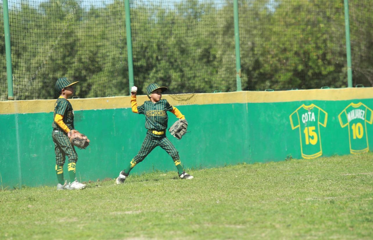 $!Ahome Verde se alza con la corona del Nacional categoría Escuelita