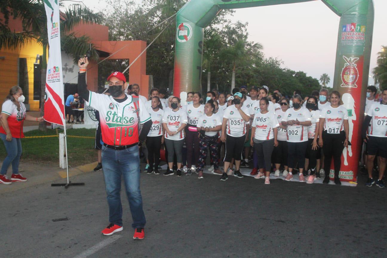 $!Celebran el Día del Servidor Público con Caminata 5K