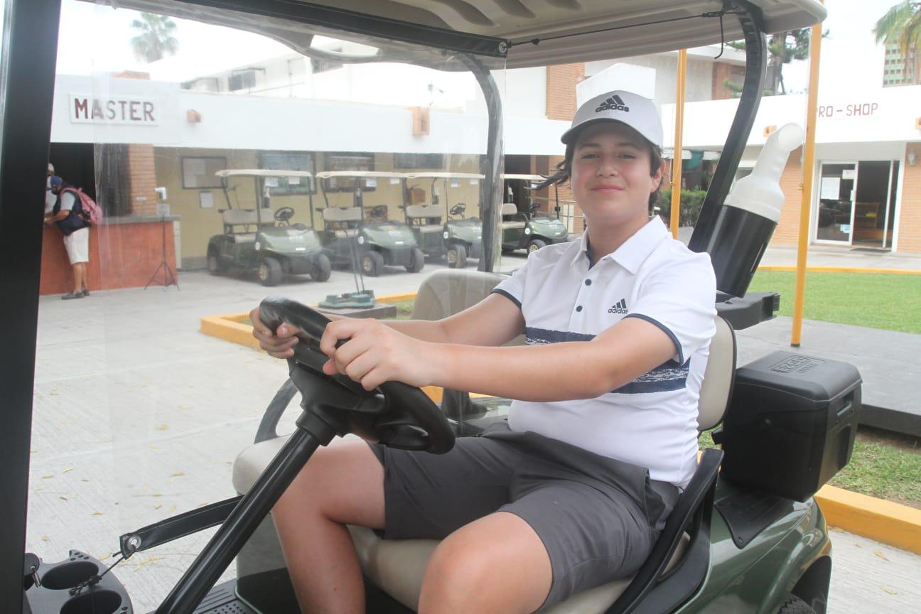 $!Santiago del Águila, gran golfista y estudiante; como hijo y amigo, excepcional