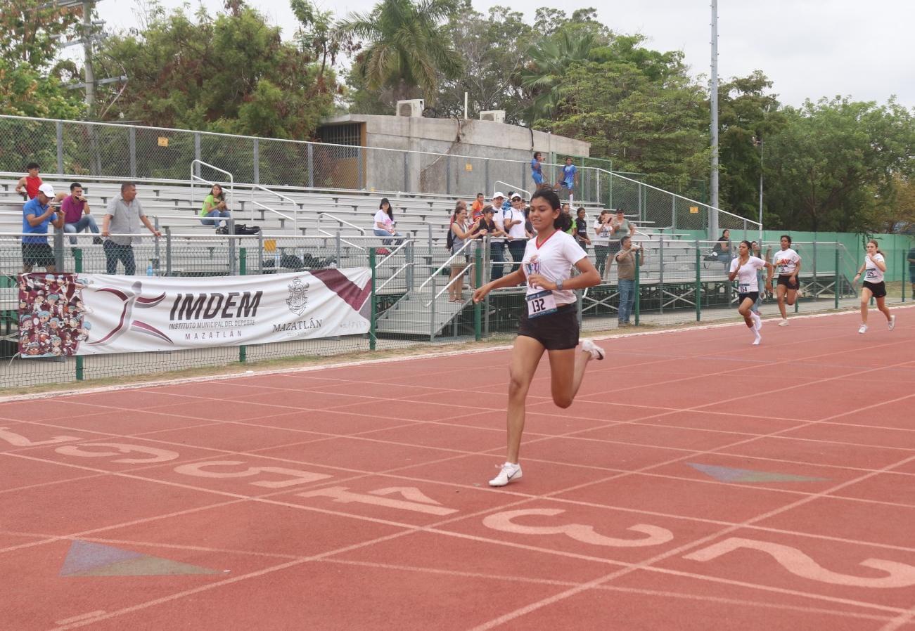 $!Abrirá Imdem pista de Unidad Deportiva Benito Juárez en busca de nuevos talentos