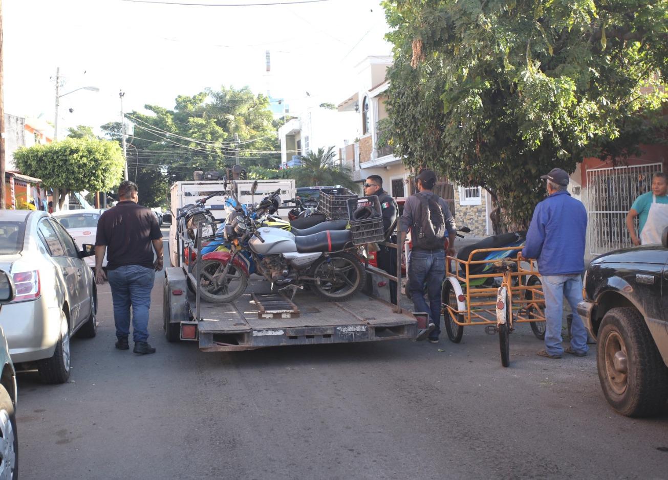 $!Se preparan los mazatlecos con compras para la cena de Año Nuevo