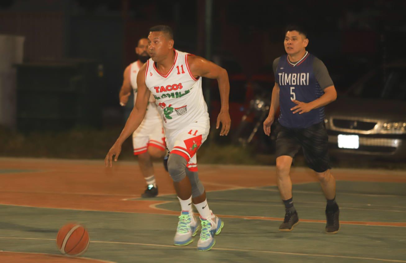 $!Tacos El Chile se queda corto en Torneo Retro de Baloncesto