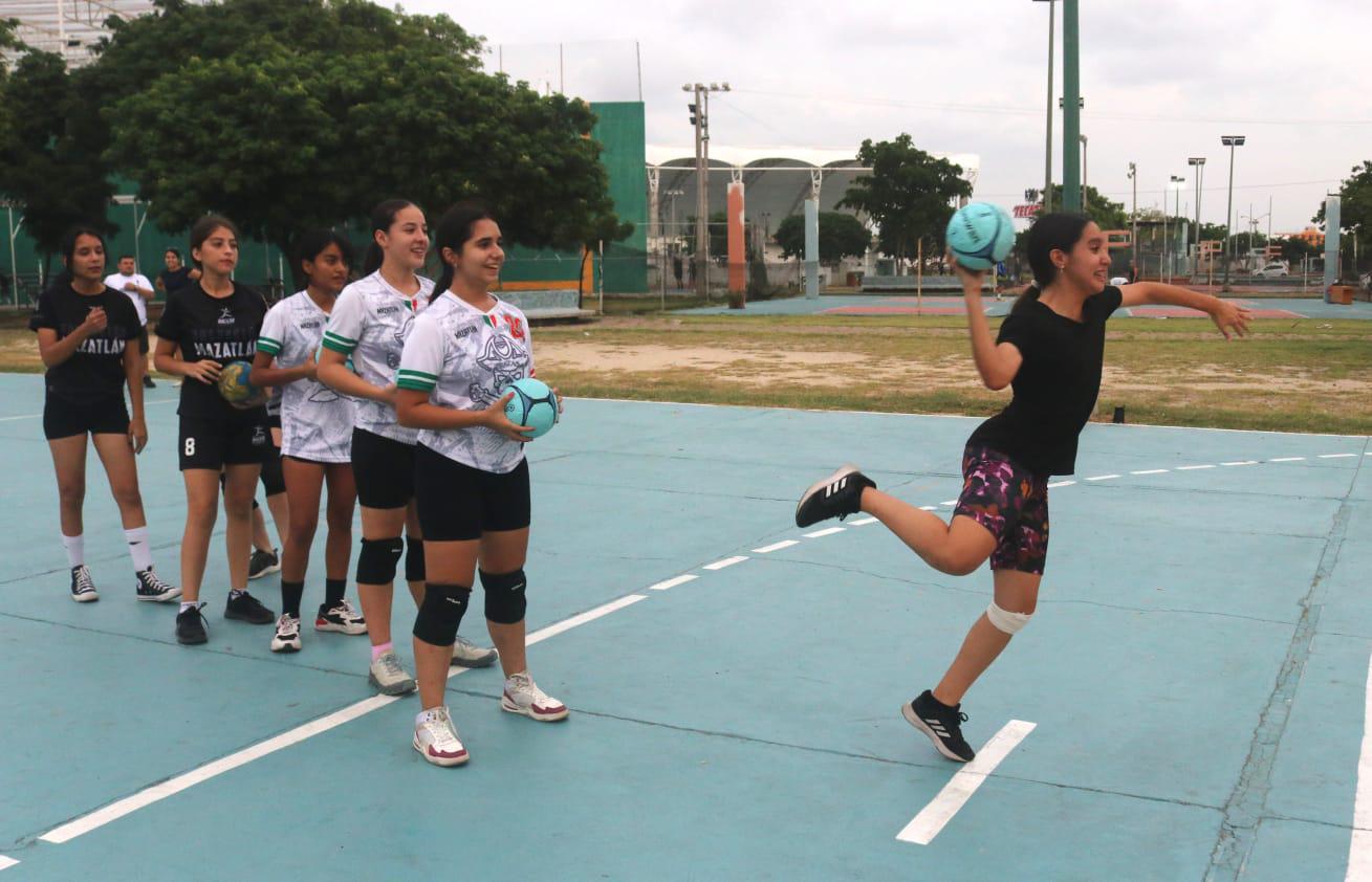 $!Duplica Mazatlán presencia en la Selección de Handball de Sinaloa