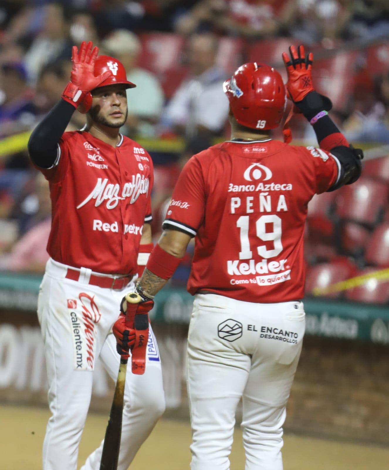 $!Venados le corta la racha ganadora a Tomateros