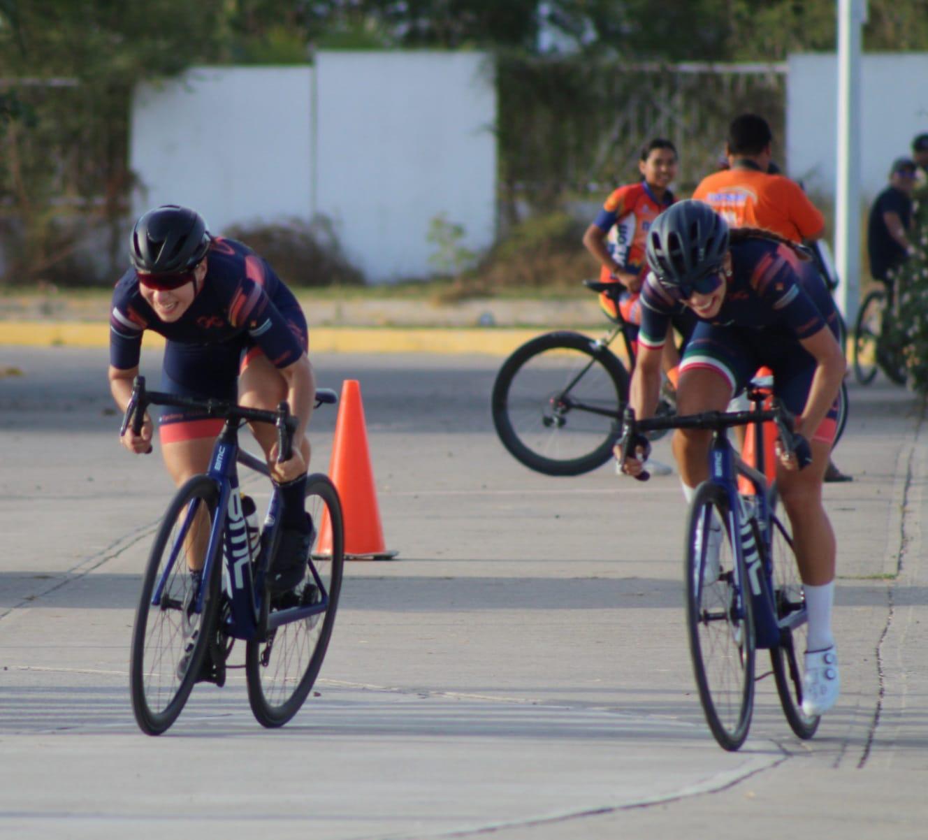 $!Gerardo Ulloa y Luz Daniela Gaxiola cumplen los pronósticos en Circuito de Competencia de Velocidad en Mazatlán