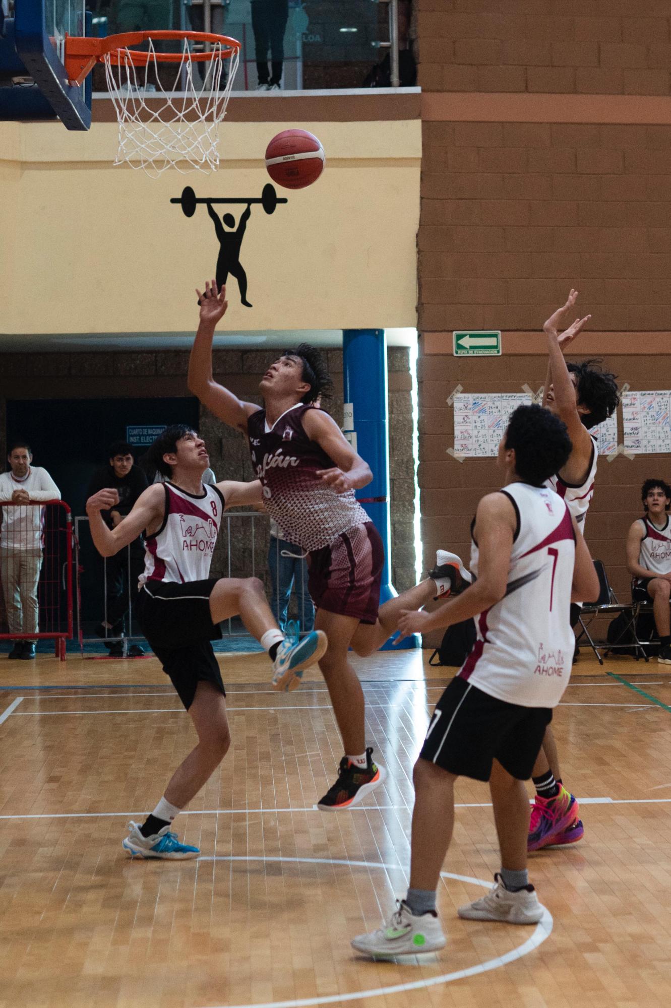 $!Culiacán y Ahome se reparten el oro varonil del estatal de baloncesto