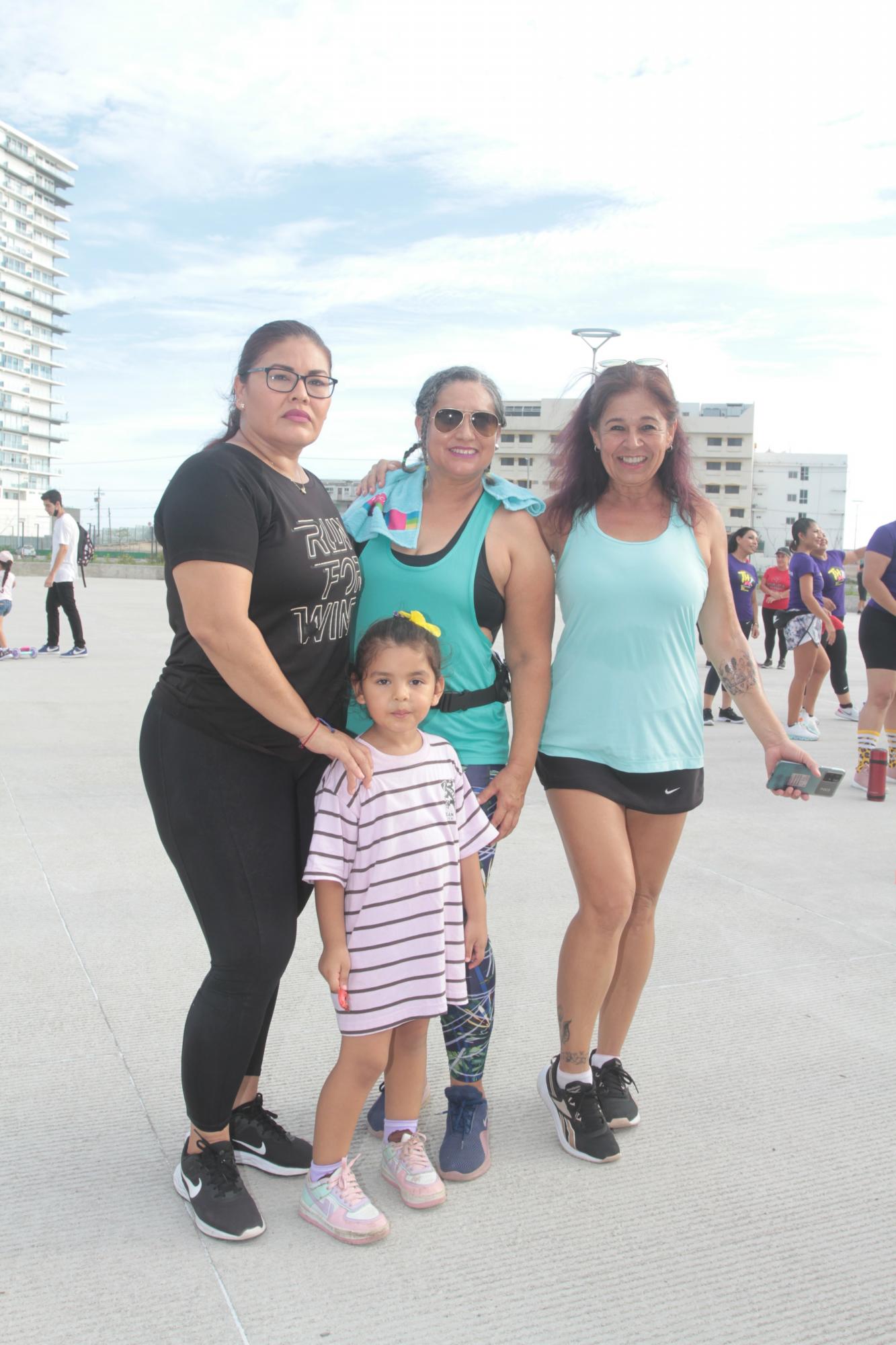 $!Cristian Tirado, Vilma Pacheco, Alicia Acevedo y Aytana de Jesús.