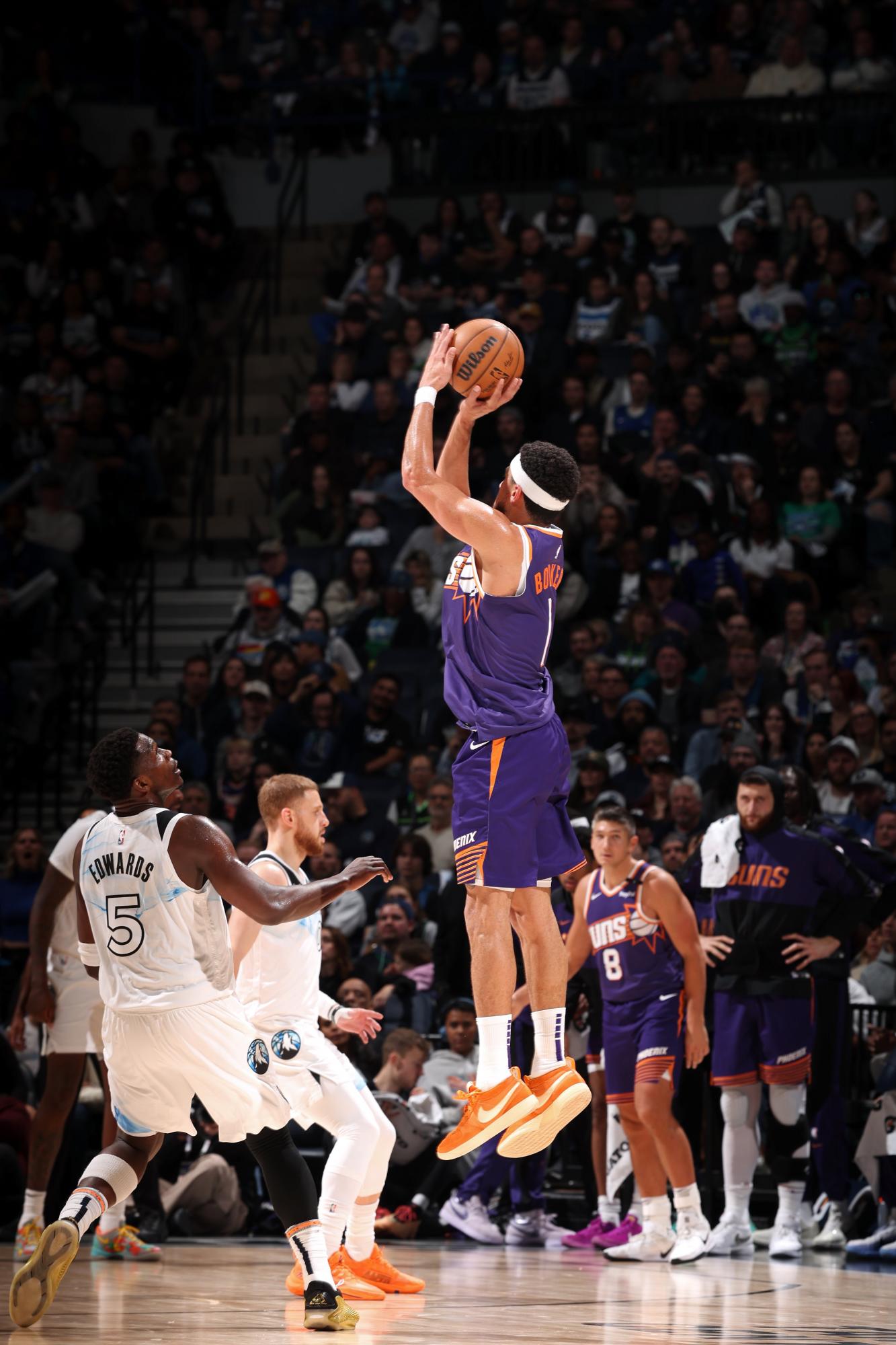 $!Timberwolves logran remontar en los últimos segundos y vencen a Suns