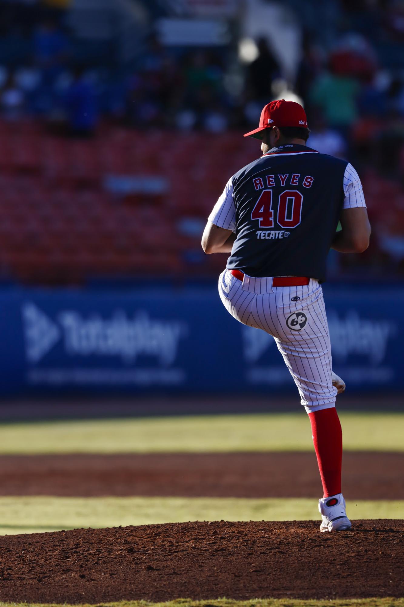 $!Mexicali se adueña de la serie ante Mayos a base de poder