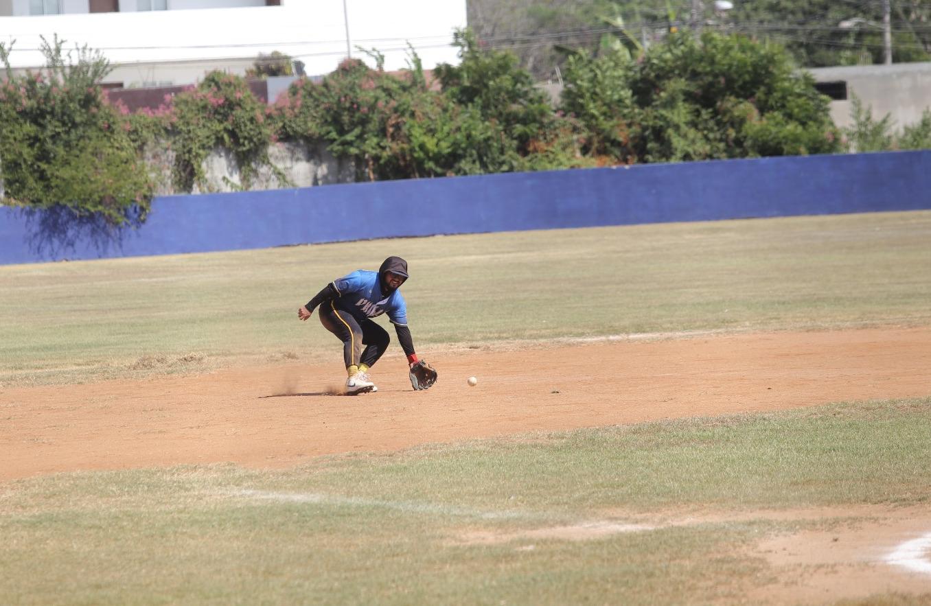 $!SNTE Joven 27 sale con la mejor parte en Beisbol Magisterial