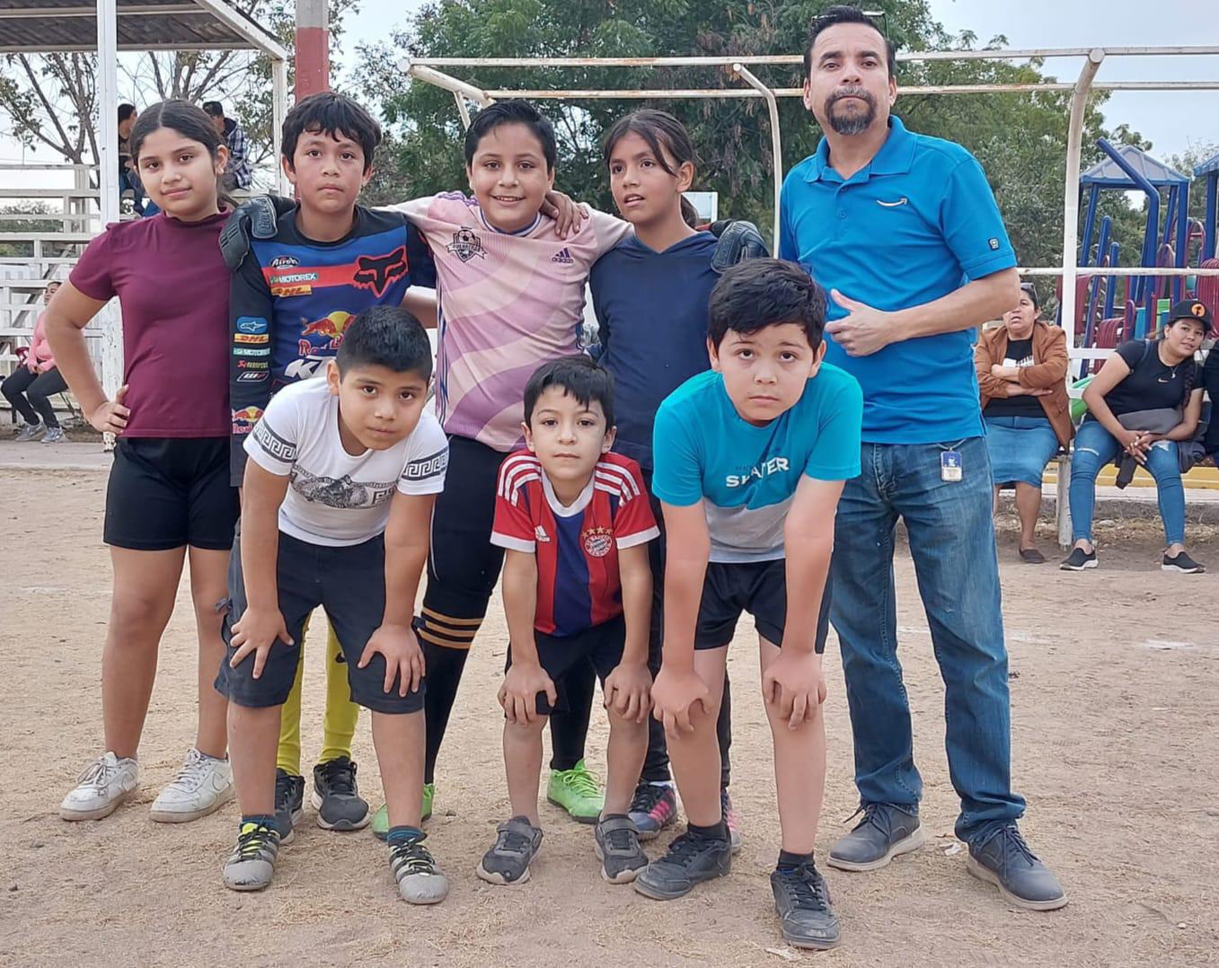 $!Festejan con actividades culturales y deportivas aniversario de la colonia 5 de Febrero