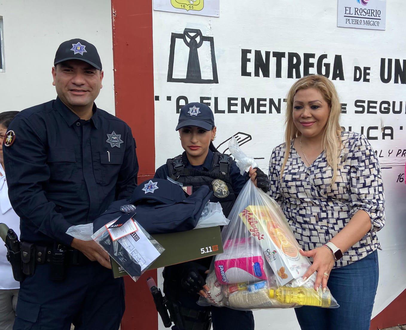 $!Elementos de Seguridad Pública en Rosario reciben uniformes nuevos