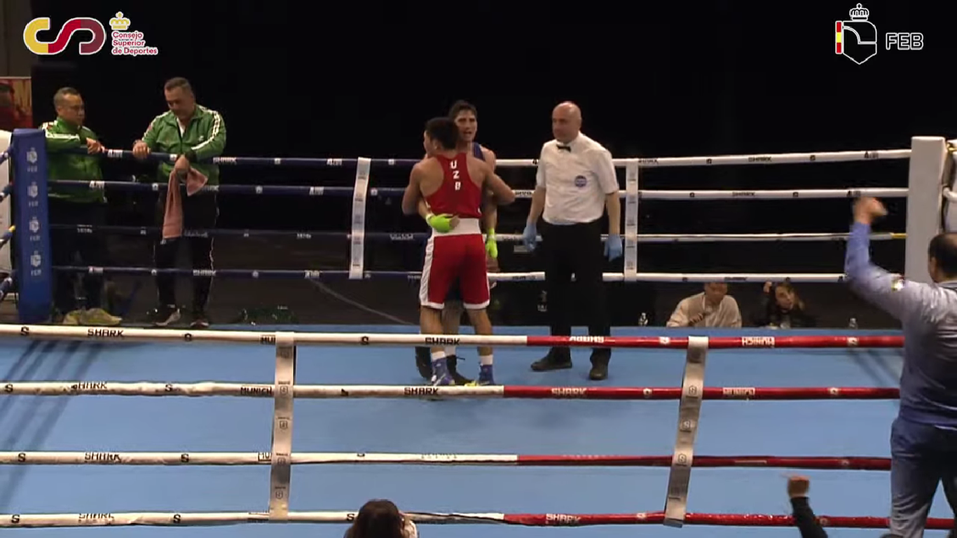 $!¡Puños de plata! Mazatleco Marco Verde es subcampeón en Boxam Internacional Élite