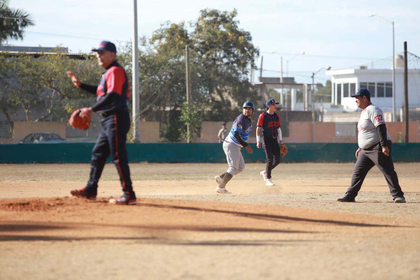 $!El Cid asegura título de playoffs en Liga de Beisbol Meseros