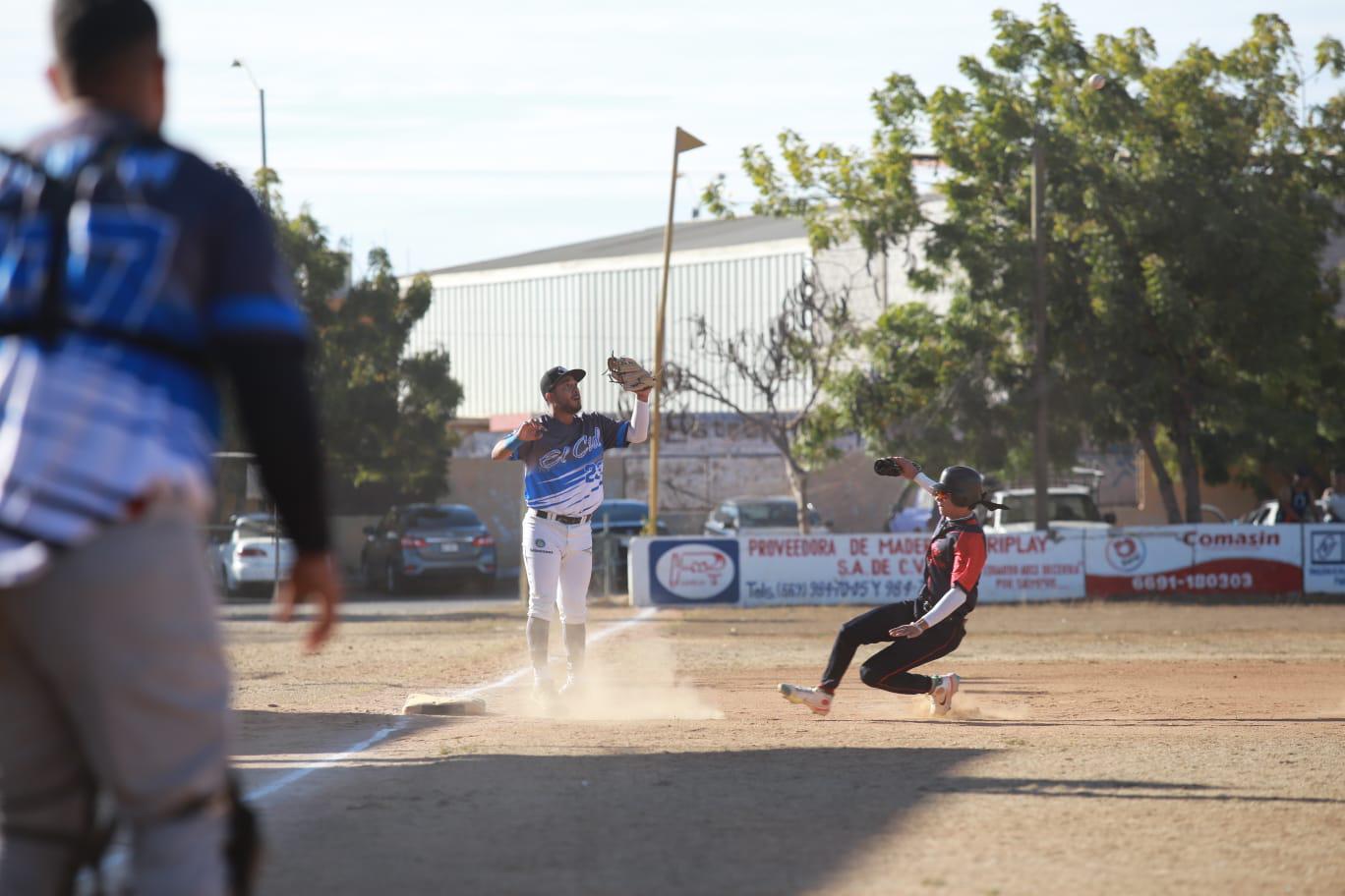 $!El Cid asegura título de playoffs en Liga de Beisbol Meseros