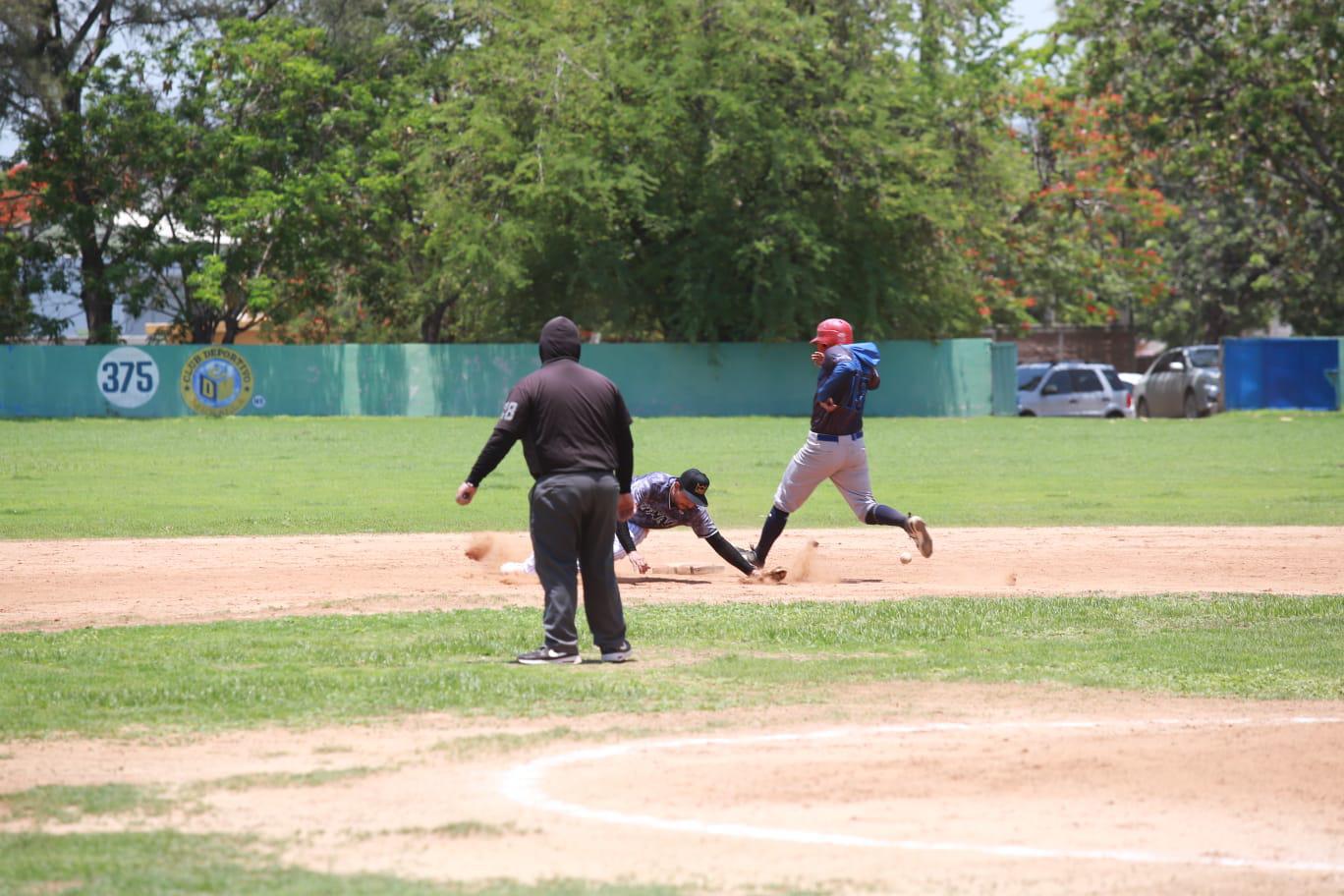 $!Listos los playoffs de Liga de Beisbol 35 años y más, en Muralla