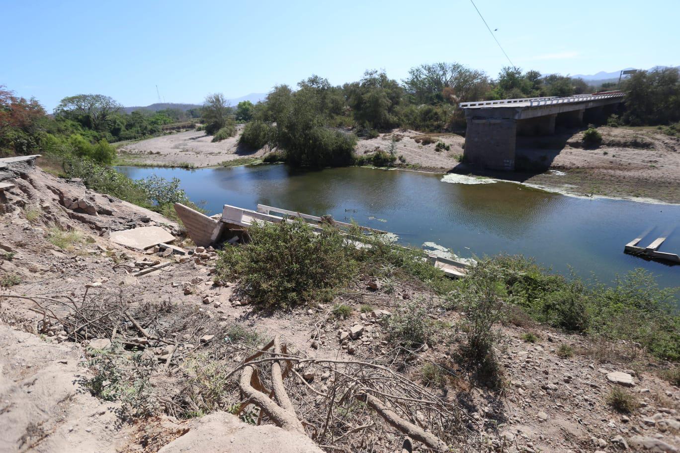 $!Urgen en El Quelite iniciar construcción del puente