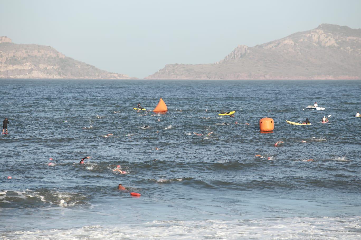 $!Triatlón Astri Internacional Mazatlán 2023 le da identidad deportiva al puerto: Alcalde